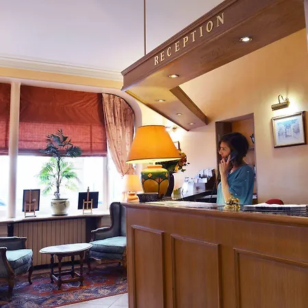 Résidence Du Pré 3* Parigi