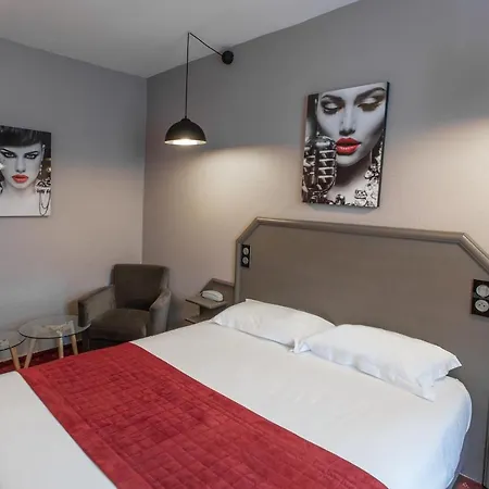 Hotel Du Pre 3*