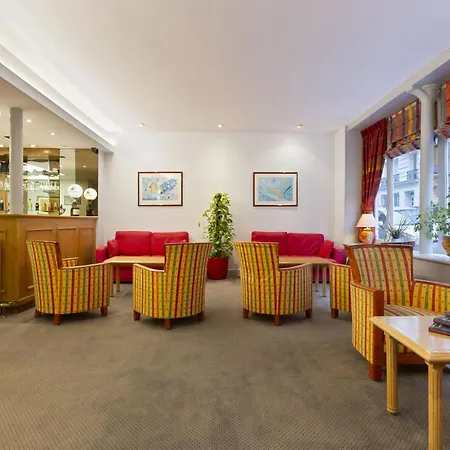 Du Pre Hotel 3*