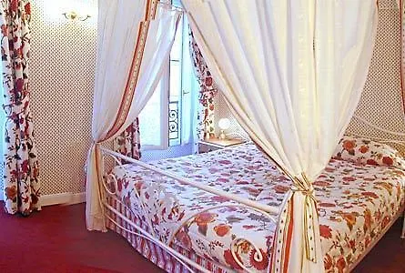 Hotel Du Pre 3*